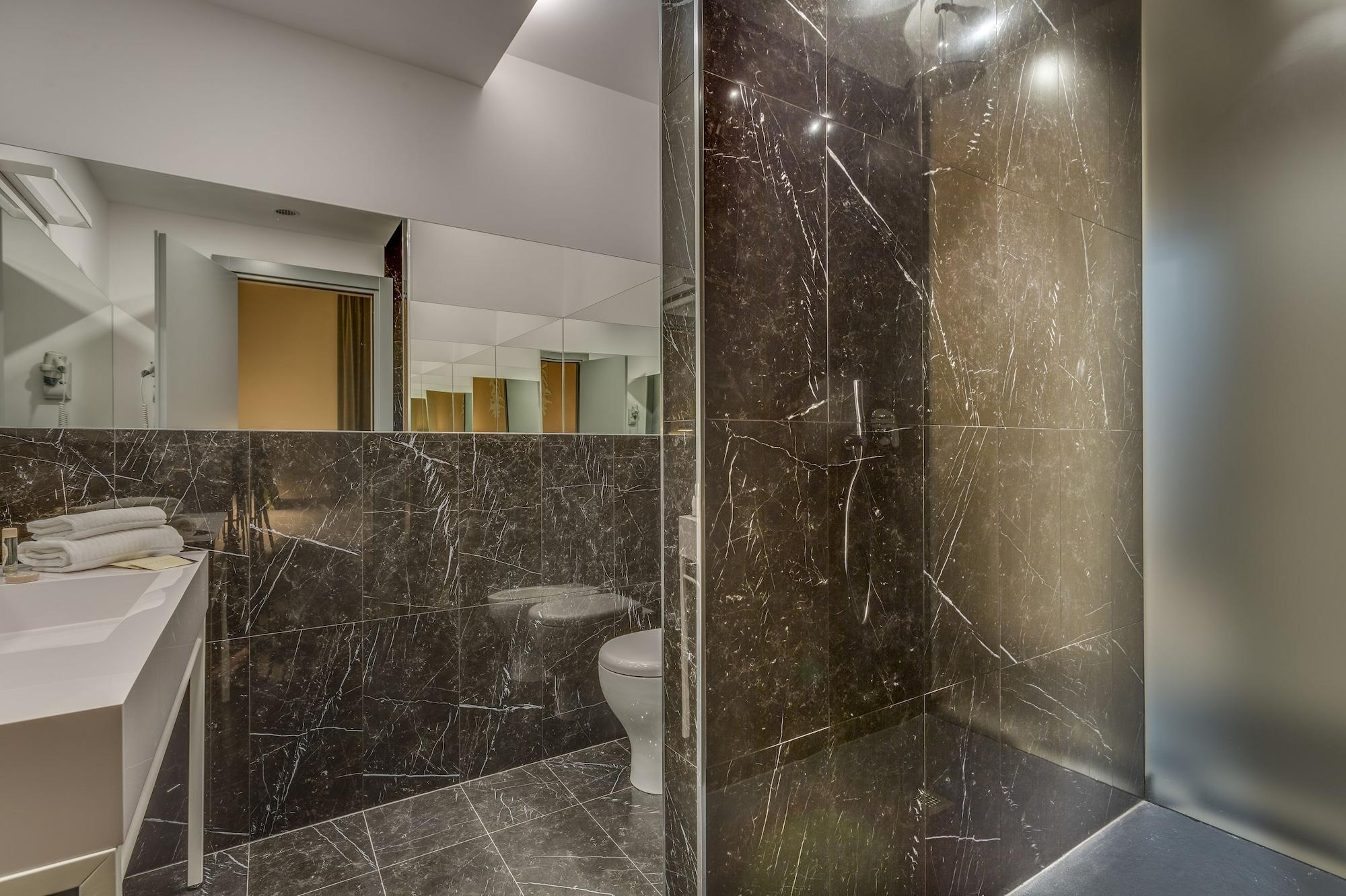 Otivm Hotel โรม ภายนอก รูปภาพ